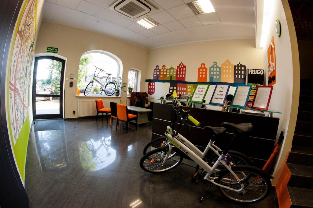 Hostel Cycle On Гданск Екстериор снимка