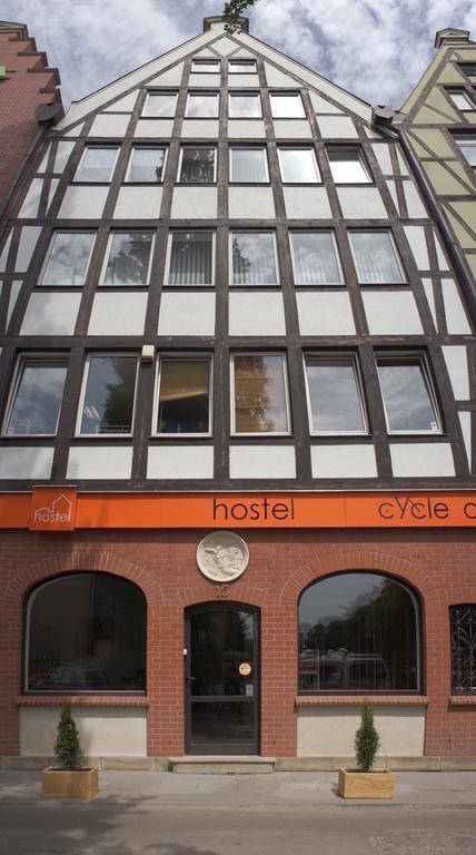 Hostel Cycle On Гданск Екстериор снимка