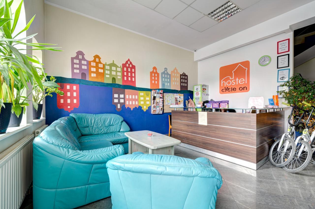 Hostel Cycle On Гданск Екстериор снимка